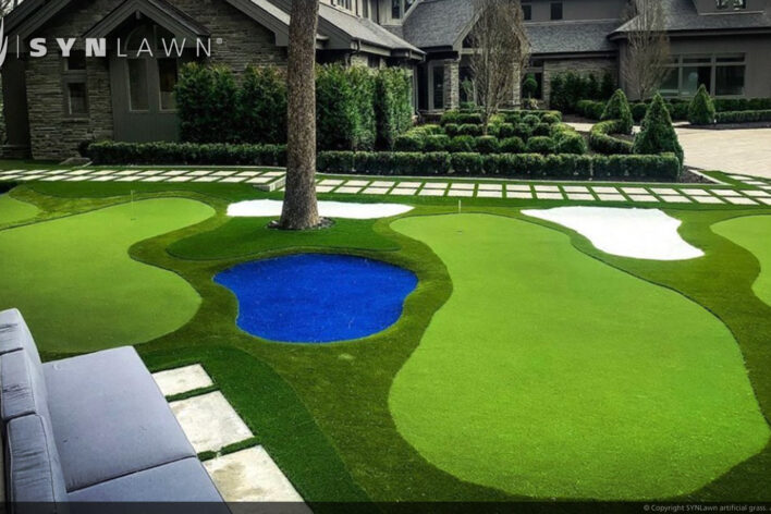 image of SYNLawn Edmonton CA residential frontyard golf putting greens